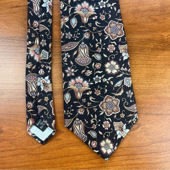 Oscar de la Renta Silk Floral Tie Thin Hand Sewn Hand Bar Tack - Picture 2 of 15